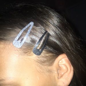 Hair clips